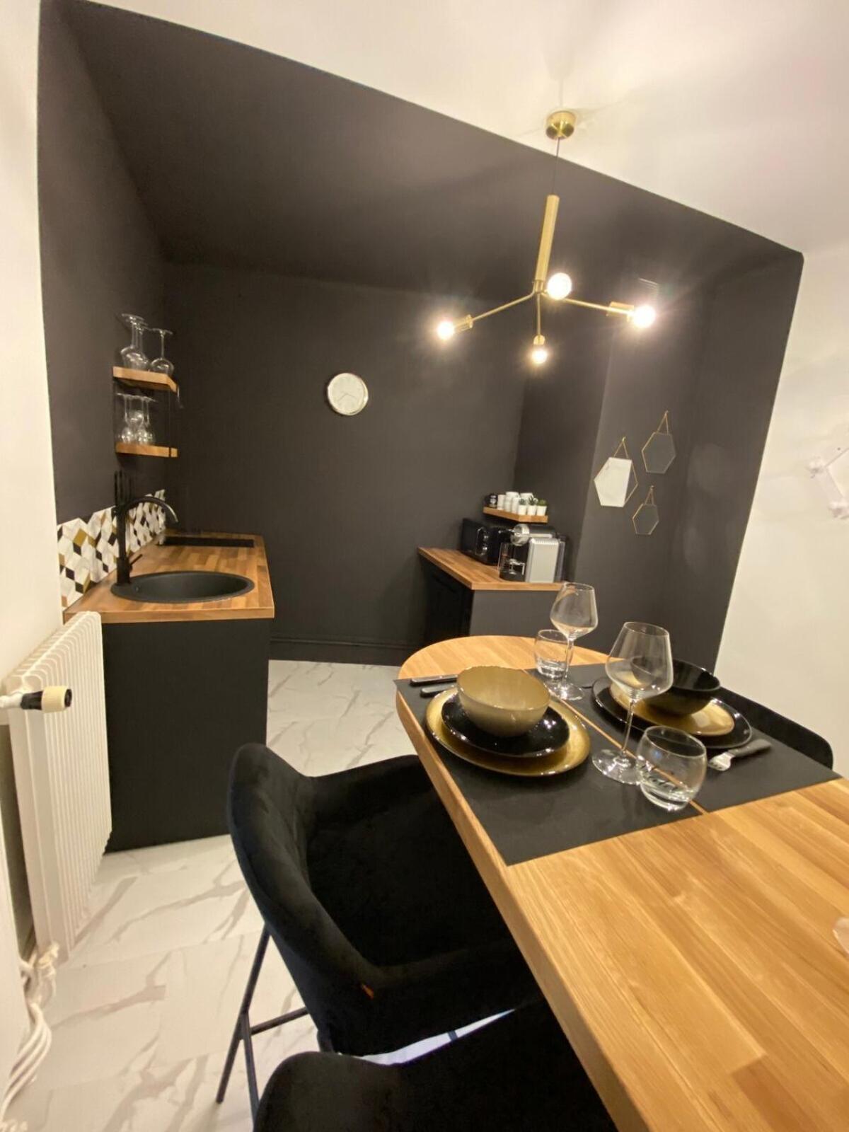 By Le Parvis Apartment