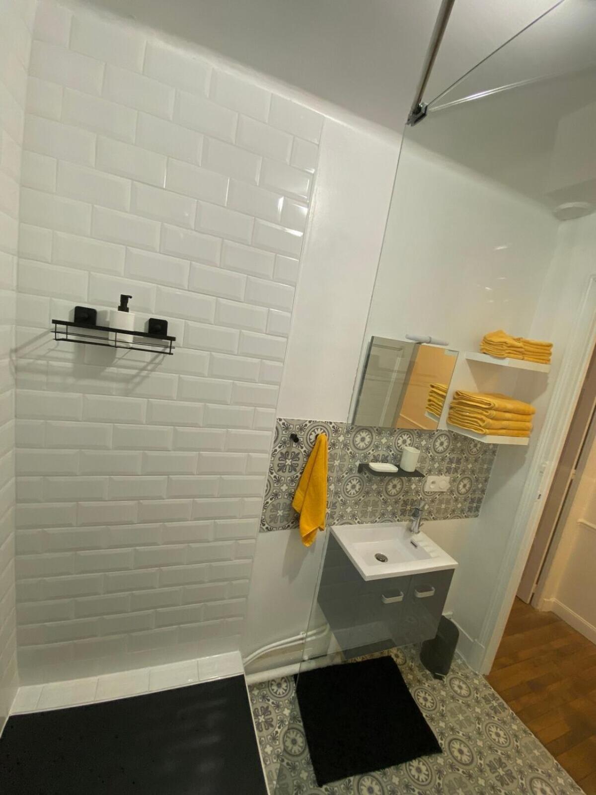 By Le Parvis Apartment Reims